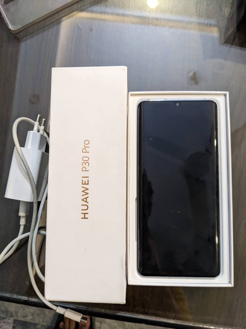 Huawei P30 Pro, 128 Gb 10/10 scratch less, Non PTA, Sim time available 1