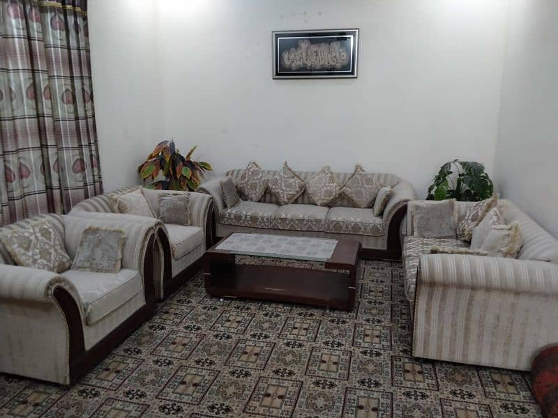 7 seater new sofa full new condition 0