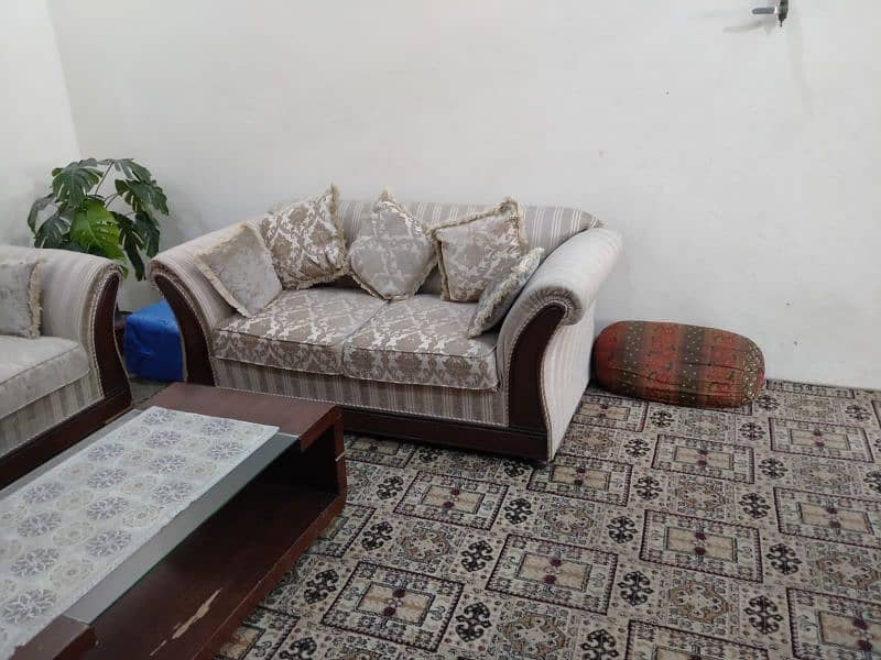 7 seater new sofa full new condition 6