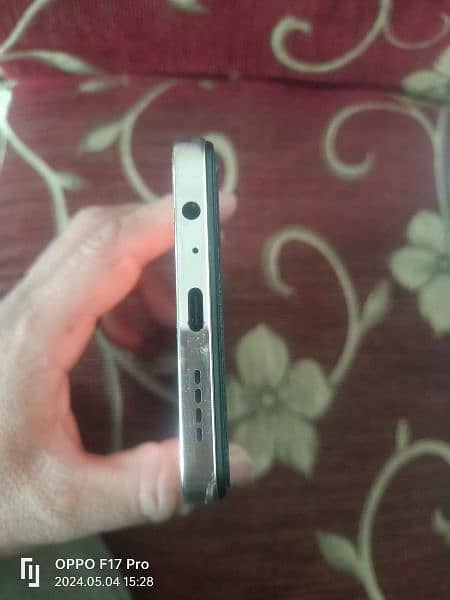 infinix note 30 with good condition 5
