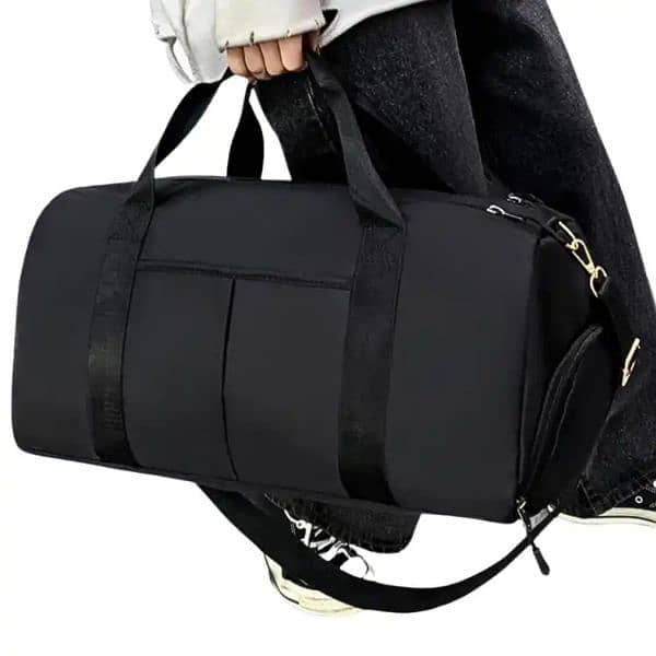 New Round shape Travel and gym bag 0
