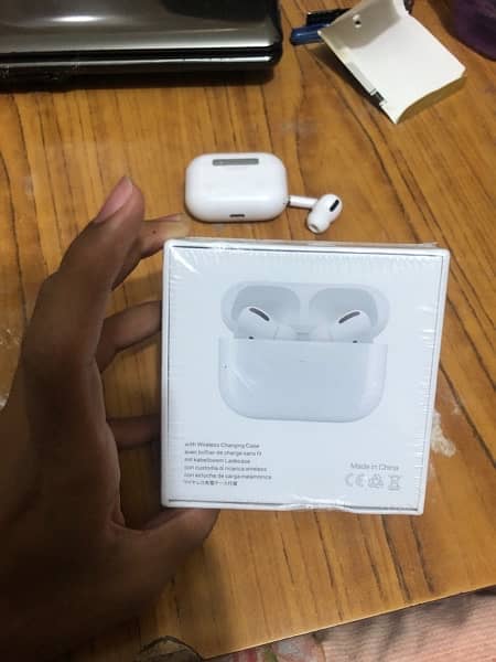 Apple Airpods pro 2nd generation 10