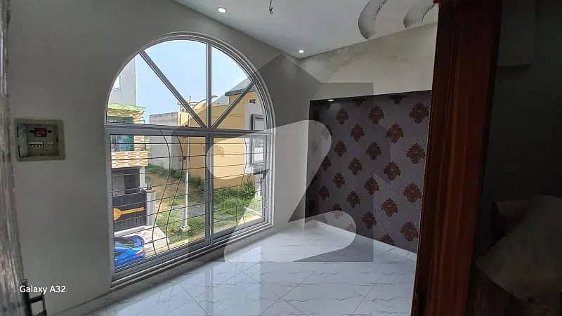 3 MARLA BRAND NEW MOST BEAUTIFUL PRIME LOCATION HOUSE FOR SALE IN NEW LAHORE CITY PH 2. 5
