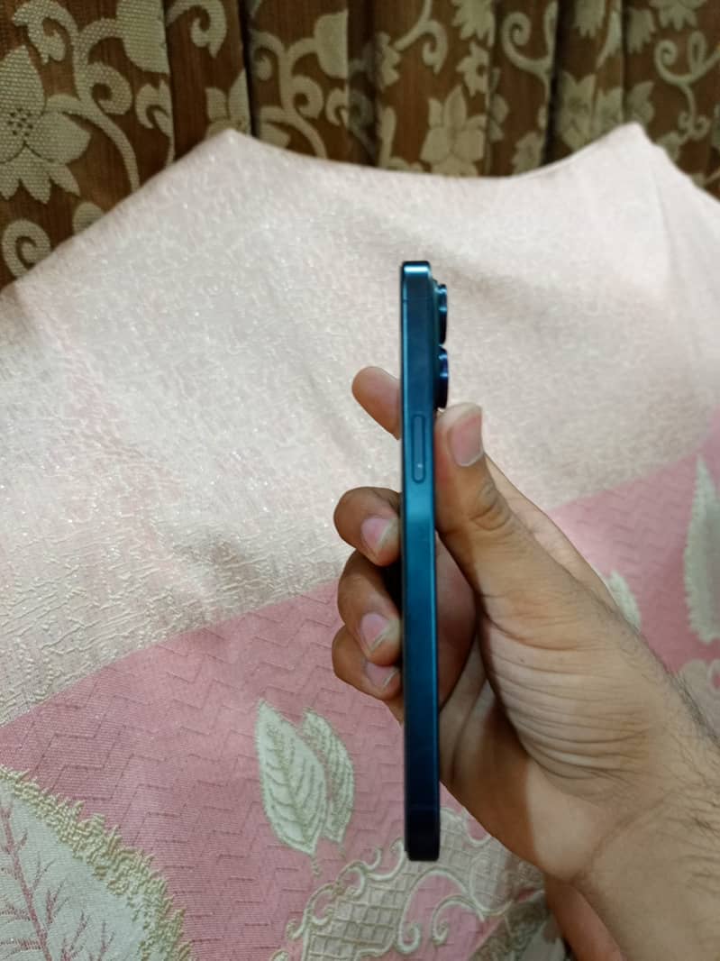 iPhone 15 pro max blue titanium HK dual physical sim 2