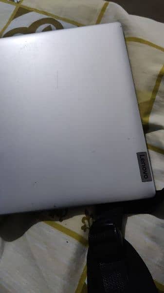 Lenovo  Laptop AMD A6 Series 2
