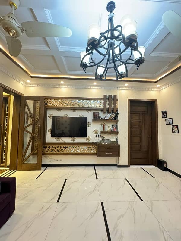 Brand new 10 marl full rent in DHA Phase 8 7