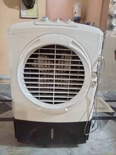 Air cooler new ha 10 by 10 condition ha jis na  Lana ha rabta kara