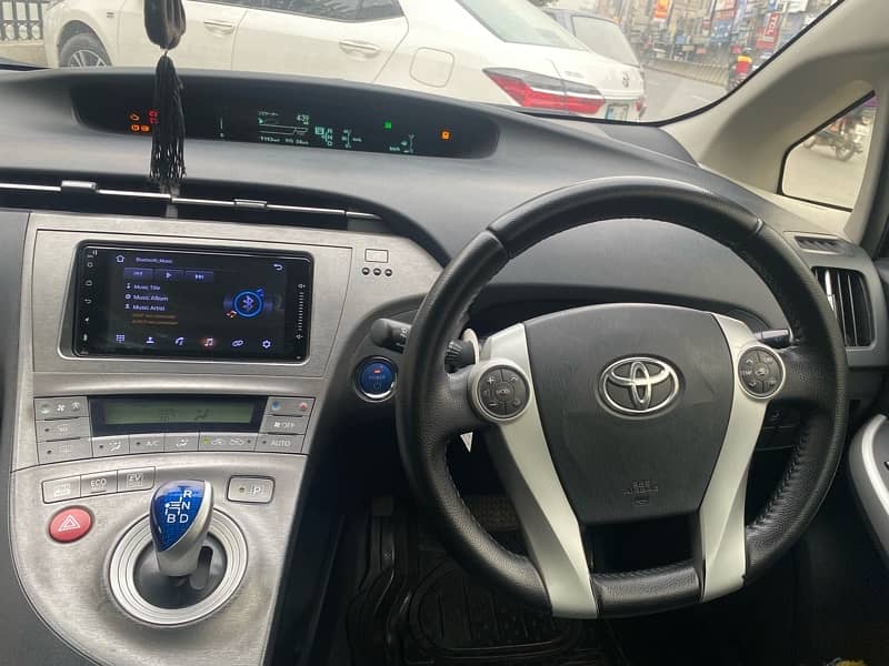 Toyota Prius 2013 8