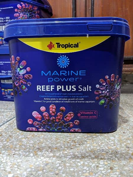 Marine Salt for aquarium 4 box hain or ye aik ki price hai 0