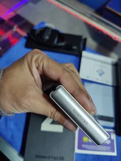 Samsung  Z Flip3 Pin Dott Dual sim 8/256 wd Box Official PTA Approved