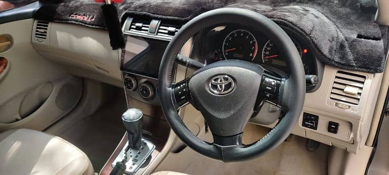 Toyota Corolla GLI 2014 automatic 8
