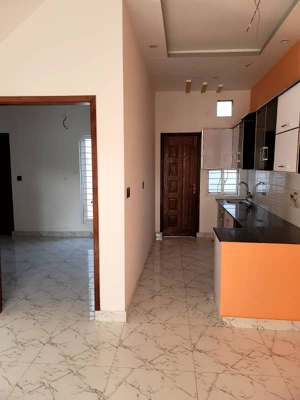 3 MARLA USED MOST BEAUTIFUL PRIME LOCATION HOUSE FOR SALE IN NEW LAHORE CITY PH 2. 7