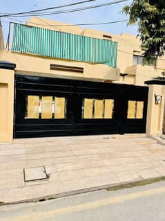 1 KANAL BRAND NEW FULLY FURNISED HOUSE AVAILABALE FOR RENT IN JOHAR TOWN