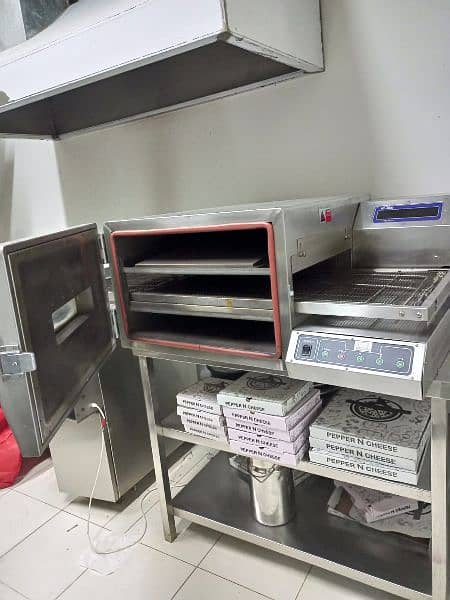 Pizza Oven For Sale / Queen Pizza Oven/ Geniun running condition 1
