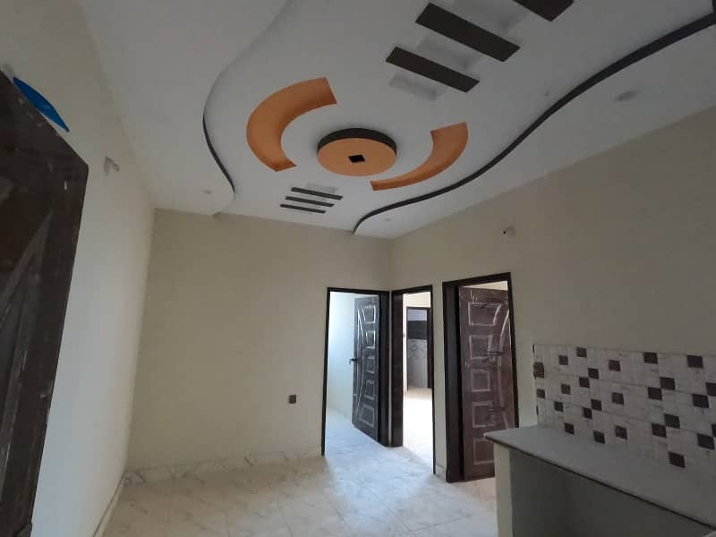 Prime Location 675 Square Feet Flat In Allahwala Town - Sector 31-B Is Available 3