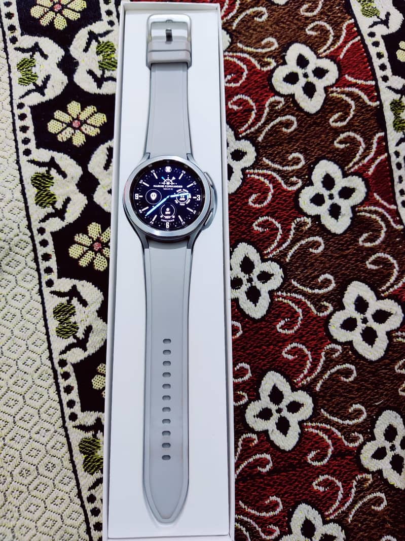 Samsung Galaxy Watch 4 Classic (46mm) 2