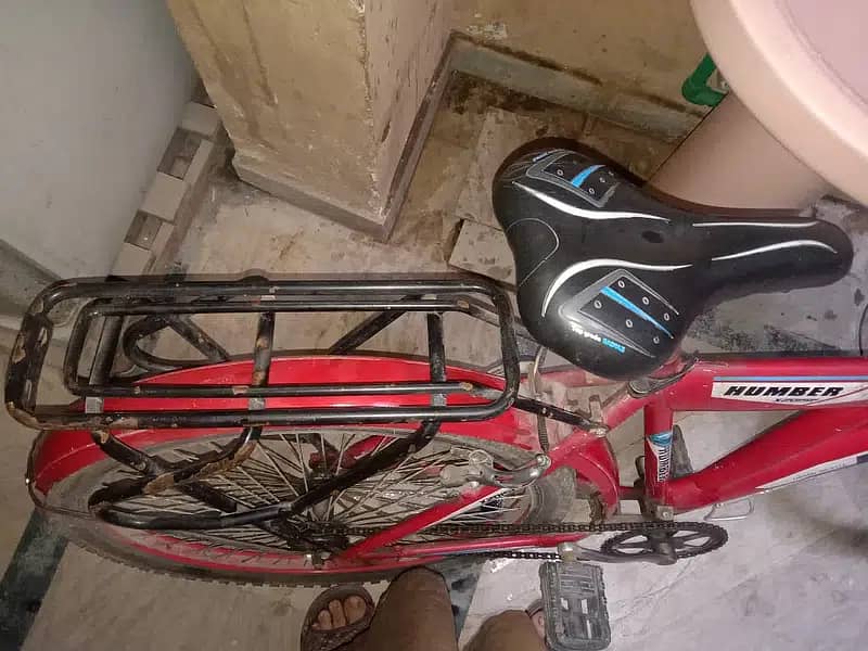 Sale of Bicycle,,"Humber" Made in China (new condition ) 5