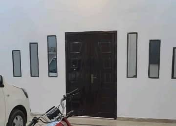 Prime Location 1125 Square Feet House For sale In Umer Khan Road Lahore 3
