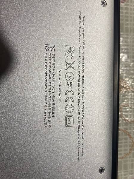MacBook Pro mint condition 3