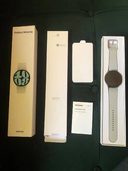 galaxy watch 6 10/10 condition slightly used price can be negotiated 2