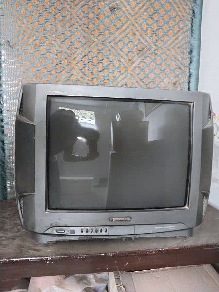 old television/ TV 4