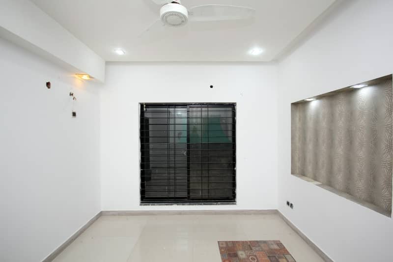 10 Marla House Is Available For Rent In Dha Phase 6 L Block Lahore 5
