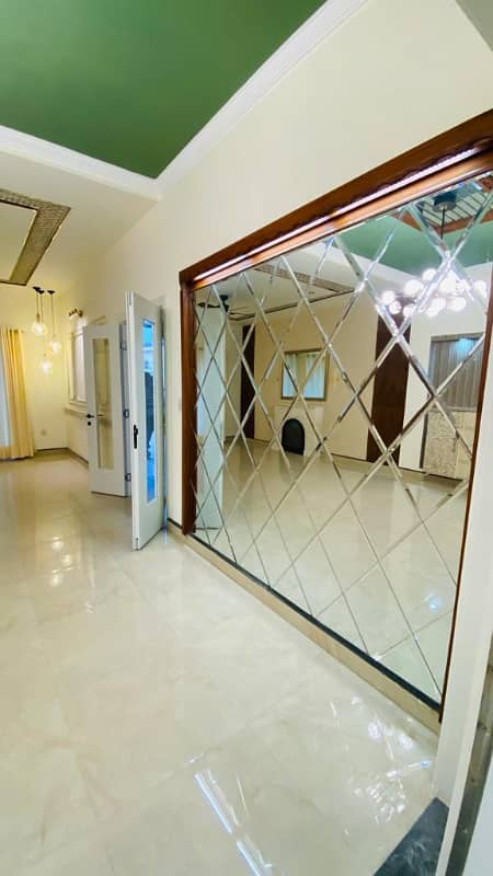 One Kanal House Of Paf Falcon Complex Near Kalma Chowk And Gulberg Iii Lahore Available For Rent 19