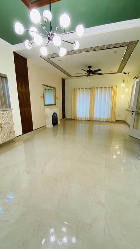 One Kanal House Of Paf Falcon Complex Near Kalma Chowk And Gulberg Iii Lahore Available For Rent 20