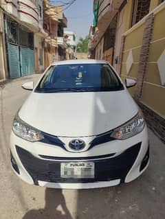 Toyota Yaris 2021 (24,800 Milage)