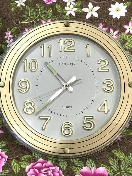 Quartz Accurate wall clock 0