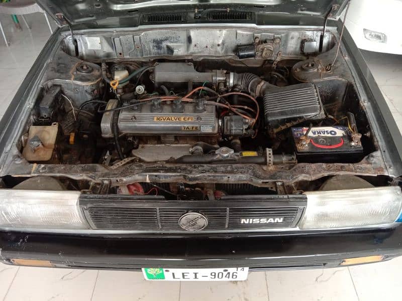 Nissan Sunny 12