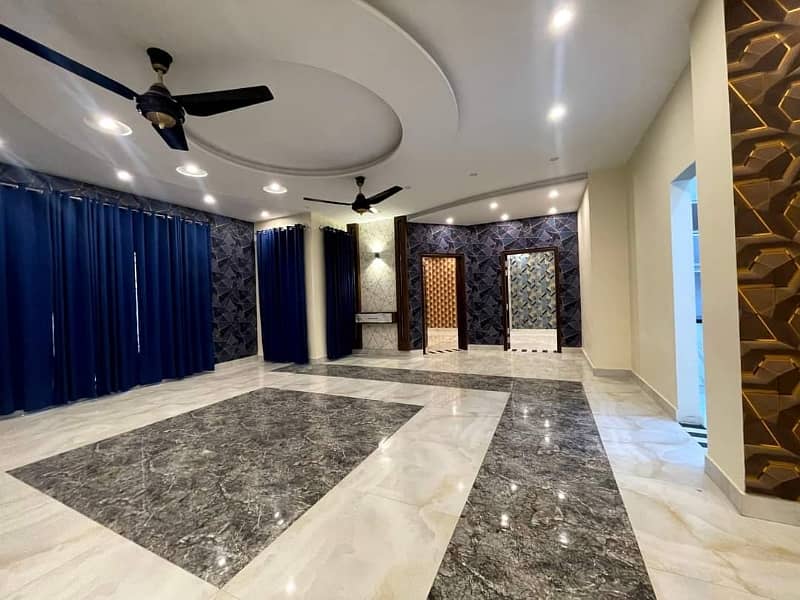 7 Marla Well Maintained Used House For In Gulberg 2 D Block Zahoor Ilahi Road 9