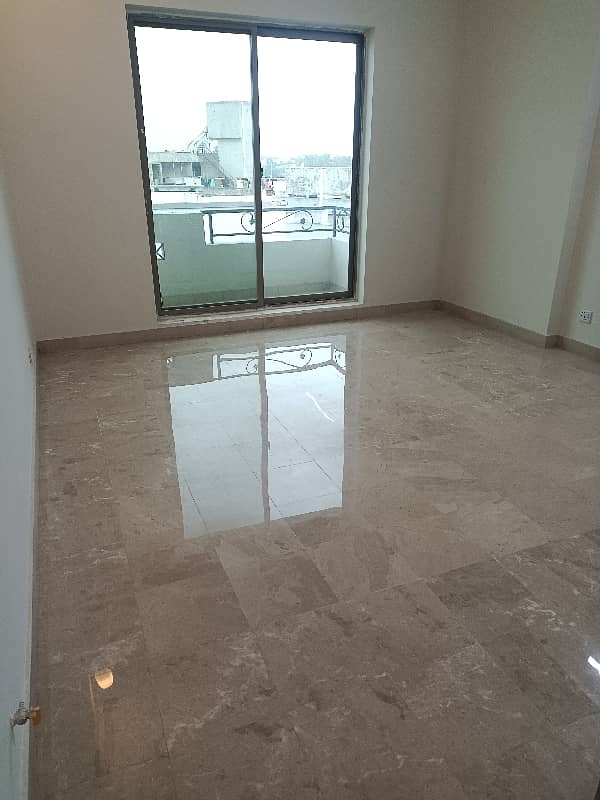 F-11 Markaz 2 Bedroom Apartment Available For Sale 3