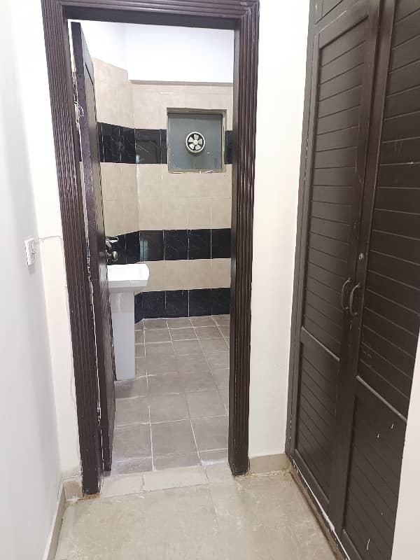 F-11 Markaz 2 Bedroom Apartment Available For Sale 4