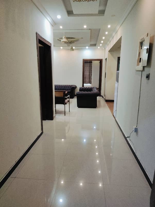 2 Bedroom Fully Renovated Fully Furnished Available for Rent 0