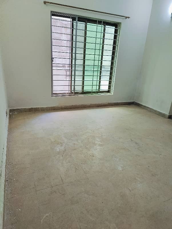 2 Bedroom Unfurnished Apartments Available For Rent 8