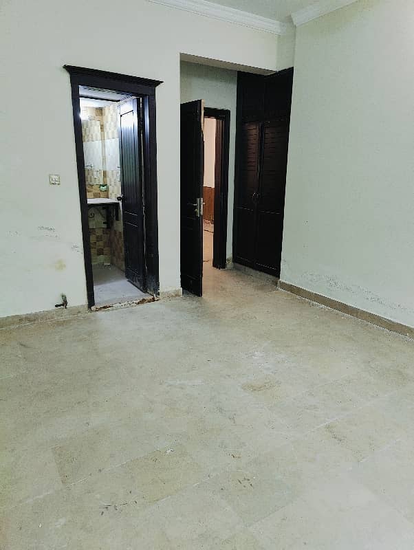 2 Bedroom Unfurnished Apartments Available For Rent 10