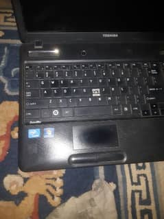 Toshiba celeron 1.6 1gb 320gb with original charger