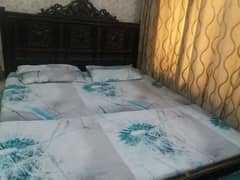 bed set with dressing table