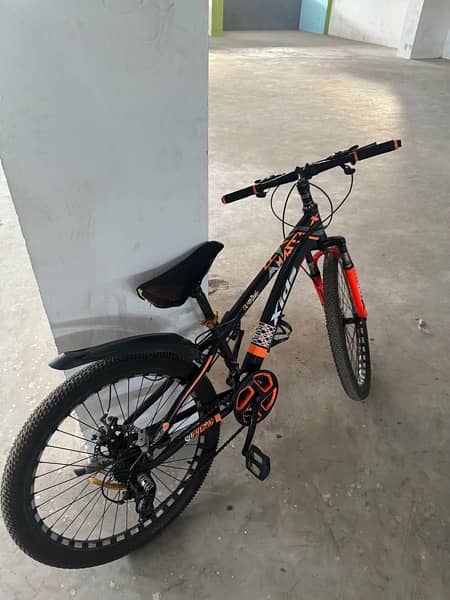 cycle 7 gears xids black and orange volor 7