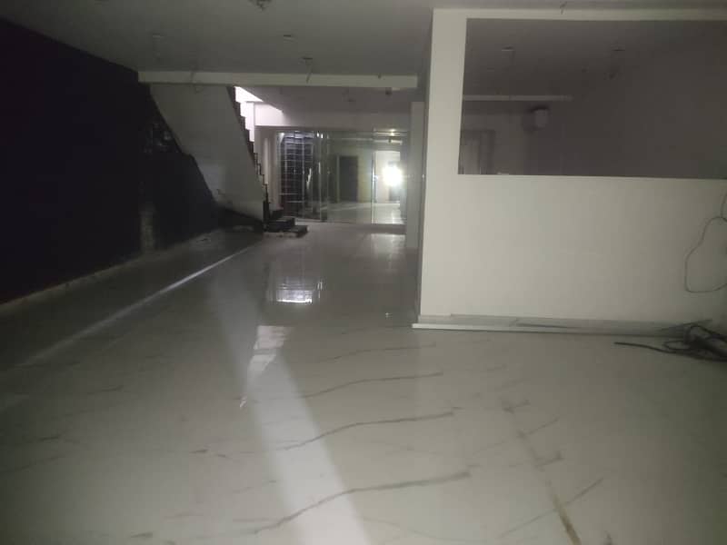 3000 sq. fit area upper portion available for rent in Guldberg Lahore 2