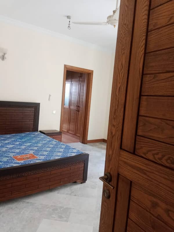 One room with attached washroom semi furnished 0