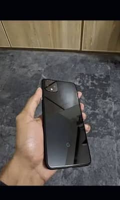 Google Pixel 4xl 6/64 condition 10 by 10 with charger