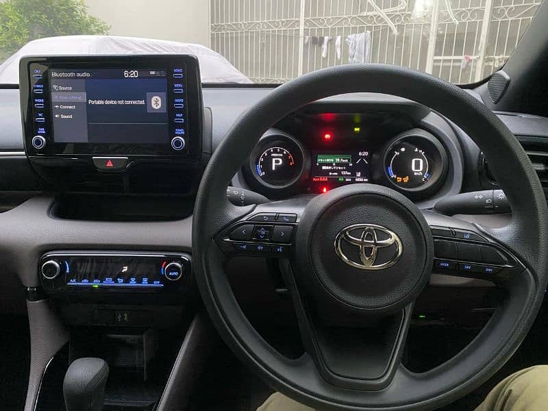Toyota Yaris G LED (FULL OPTION) Hatchback 2