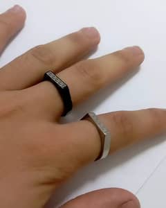 High quality stainless steel rings 3 colours delivery all over Pakista