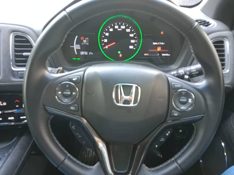 Honda Vezel Hybrid RS Sensing Model 2019 9
