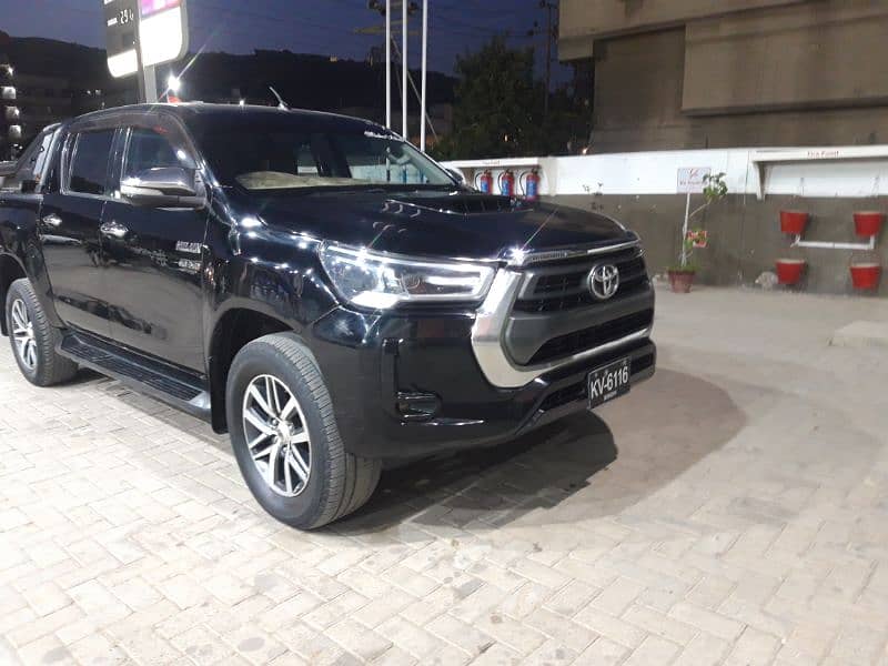 Toyota Hilux 2017 3