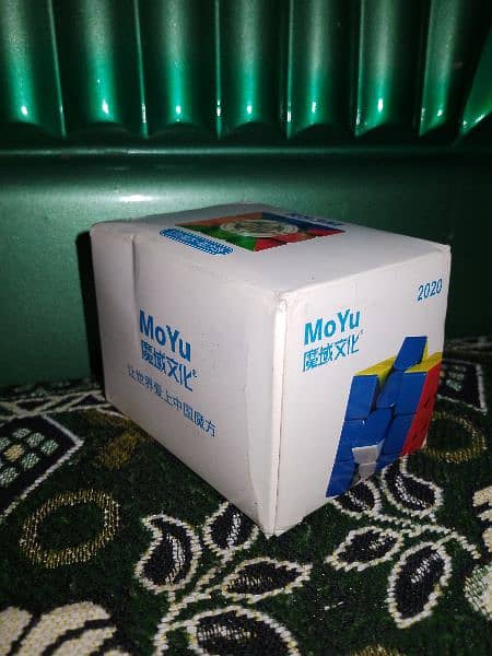 Moyu RS3m Rubix Cube 3 by 3 2