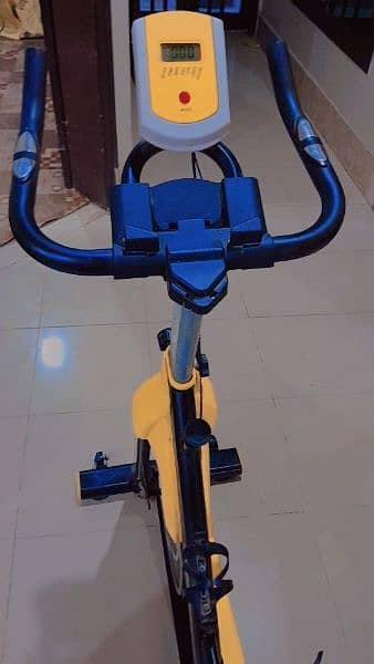 gym cycle in very good condition 3