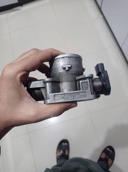 Suzuki cultus efi original throttle body 0